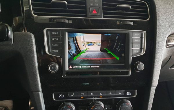 Montare Camera Marsarier VW Golf 7 VII Camera Spate Emblema Originala