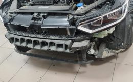 instalare-senzori-parcare-originali-fata-spate-vw-passat-b8-3g-2017-camera-marsarier-highline-08