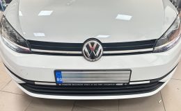 montaj-instalare-senzori-parcare-fata-spate-originali-vw-golf-7-1