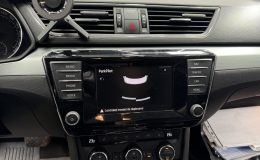 instalare-camera-spate-senzori-parcare-fata-skoda-superb-3-2016-originali-bucuresti-7