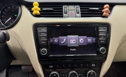 skoda-octavia-3-iii-instalare-unitate-mib-2-smart-link-apple-carplay-bucuresti-4